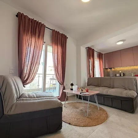 Maria Lux One Bedroom Апартаменты